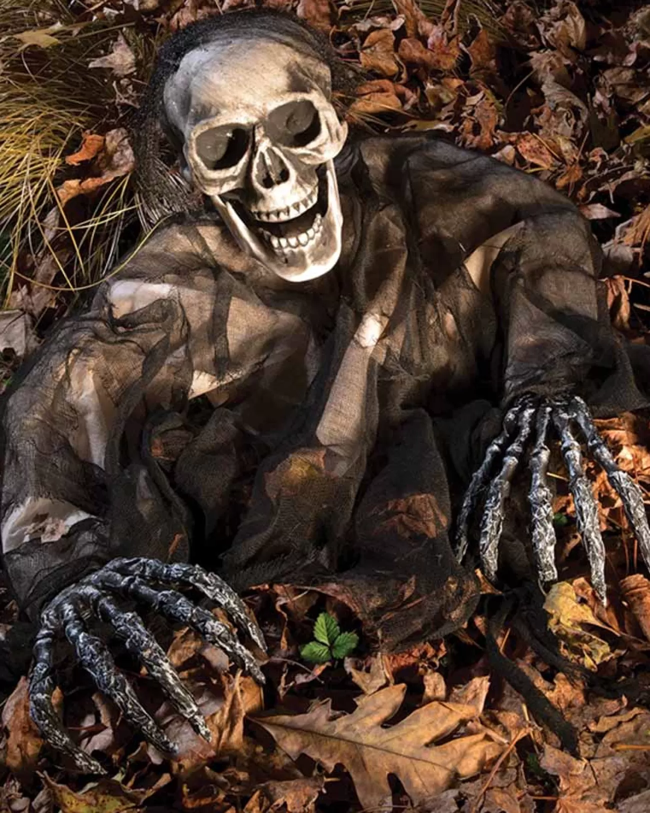 Fun World Skeleton Grave Breaker Lawn Ornament> Scary Skeletons